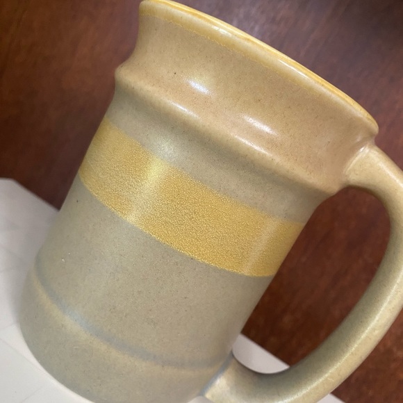 Vintage stoneware sunny Korea mug - Picture 7 of 10